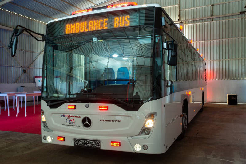 Ambulans otobüsü